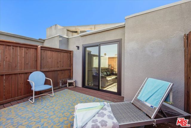 12938 Valleyheart Drive, Studio City CA: https://media.crmls.org/mediaz/be5b7059-c9f6-49ce-8a5a-8083d26781ff.jpg