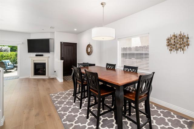 Detail Gallery Image 13 of 39 For 4057 Lamont St, San Diego,  CA 92109 - 3 Beds | 2/1 Baths