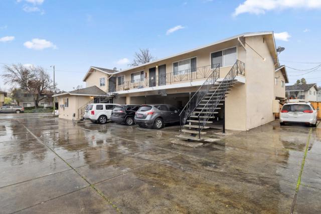 1182 Leigh, San Jose CA: https://media.crmls.org/mediaz/be5d43d8-4382-4ca9-b611-013e4e6c9eaf.jpg