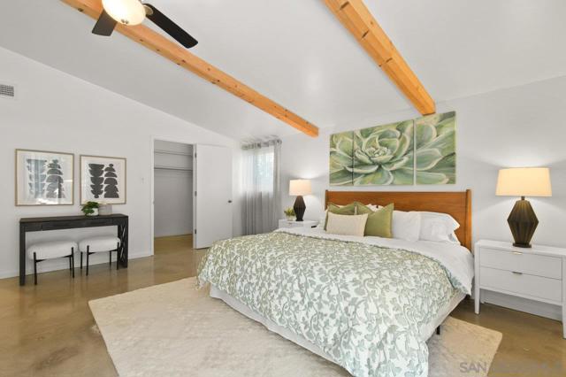 3559 Larga Circle, San Diego CA: https://media.crmls.org/mediaz/be5d63fd-54e1-4c8a-8f40-d04f2b4cf33c.jpg