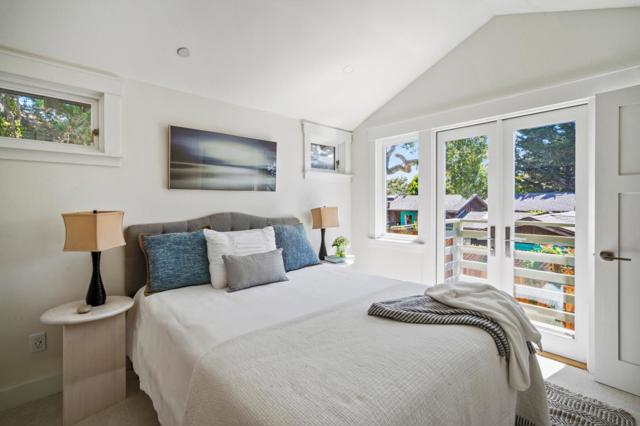 0 Lincoln 3 NE of 5th Street, Carmel CA: https://media.crmls.org/mediaz/be5dd357-1f79-4ab1-90a3-2fe2d6f51a18.jpg