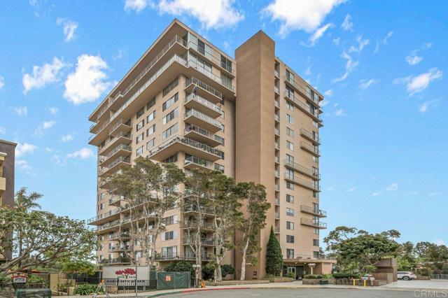 3635 7th Ave, San Diego CA: https://media.crmls.org/mediaz/be5ef954-1b22-4b1a-824a-03a94db22709.jpg