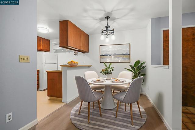 1544 Bailey Rd, Concord CA: https://media.crmls.org/mediaz/be5f88b7-3457-4752-b8e5-004548d83545.jpg
