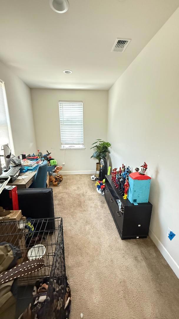 755 Alicante Drive, Hollister CA: https://media.crmls.org/mediaz/be60032b-7ce9-41d6-b2f5-7be0f790fd30.jpg