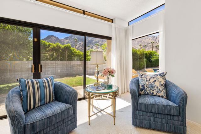 46220 Manitou Drive, Indian Wells CA: https://media.crmls.org/mediaz/be600d84-53da-4b22-b9cd-68f32b6e475e.jpg
