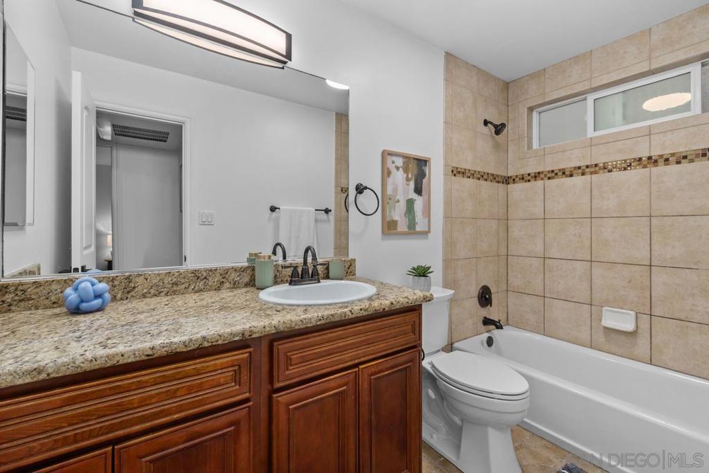 1030 Robinson Ave - photo 17