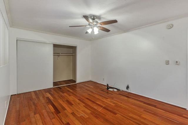 382 Coronado Avenue, Long Beach CA: https://media.crmls.org/mediaz/be61222f-90c7-4d60-b0f8-1f64061e6ac4.jpg