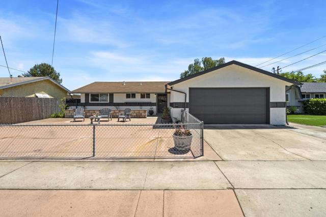 Detail Gallery Image 1 of 31 For 6443 Mount Ackerman Dr, San Diego,  CA 92111 - 3 Beds | 2 Baths