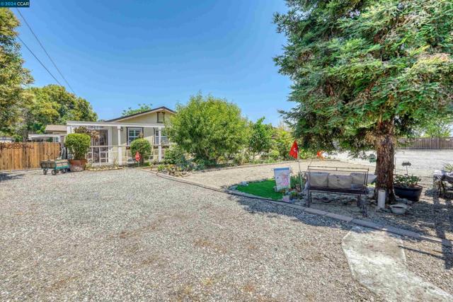 80 Yula Way, Oakley, California 94561, 5 Bedrooms Bedrooms, ,4 BathroomsBathrooms,Single Family Residence,For Sale,Yula Way,41068494