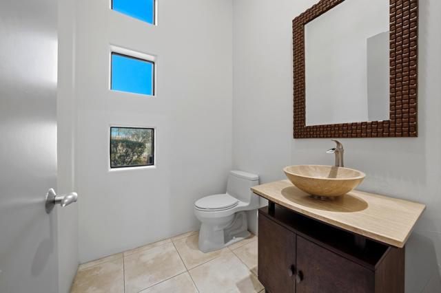 47200 Desert Lily Drive, Palm Desert, CA 92260