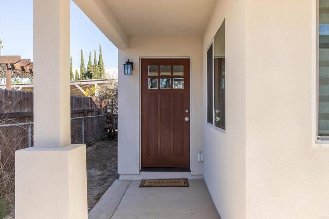 Detail Gallery Image 2 of 24 For 1134 S Orange St, Escondido,  CA 92025 - 3 Beds | 2 Baths