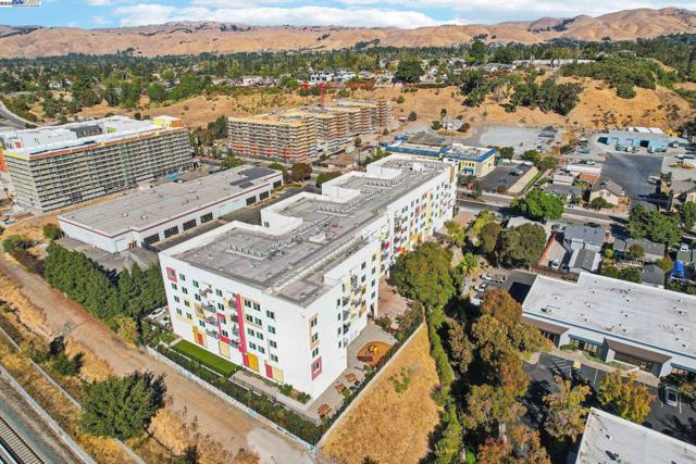 42111 Osgood Rd, Fremont CA: https://media.crmls.org/mediaz/be6491ed-790c-49f0-a3fc-8b7d872cb470.jpg