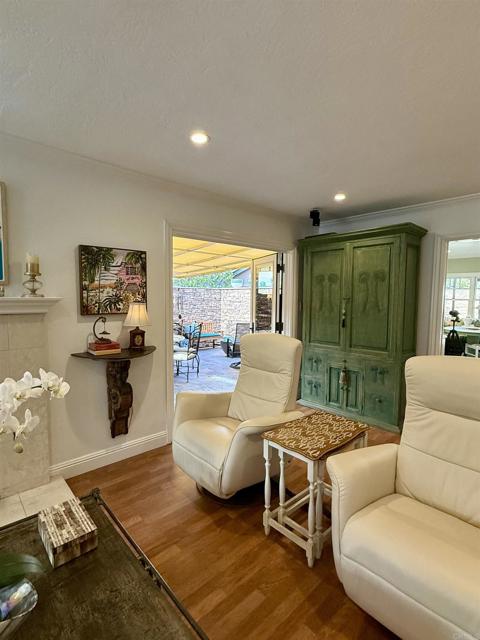 Detail Gallery Image 12 of 71 For 260 27 St, Del Mar,  CA 92014 - 3 Beds | 2 Baths