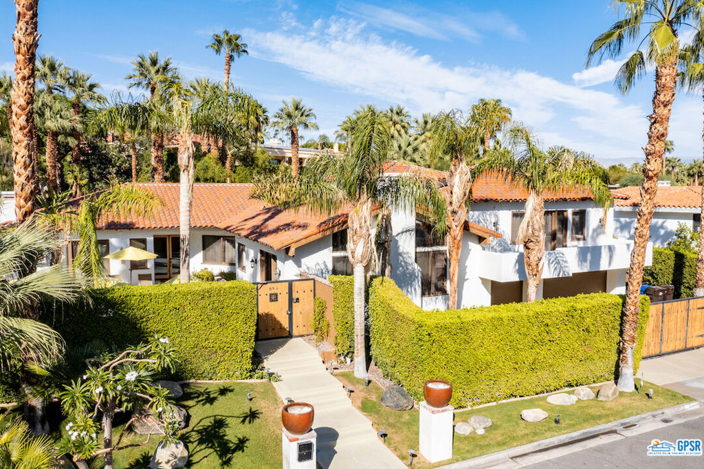 898 W Stevens Road, Palm Springs, CA 92262