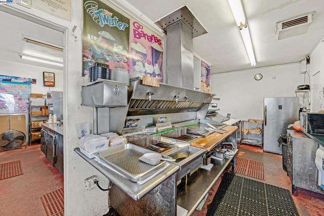 2601 Alvarado St., San Leandro, California 94577-4319, ,Commercial Sale,For Sale,Alvarado St.,41049894