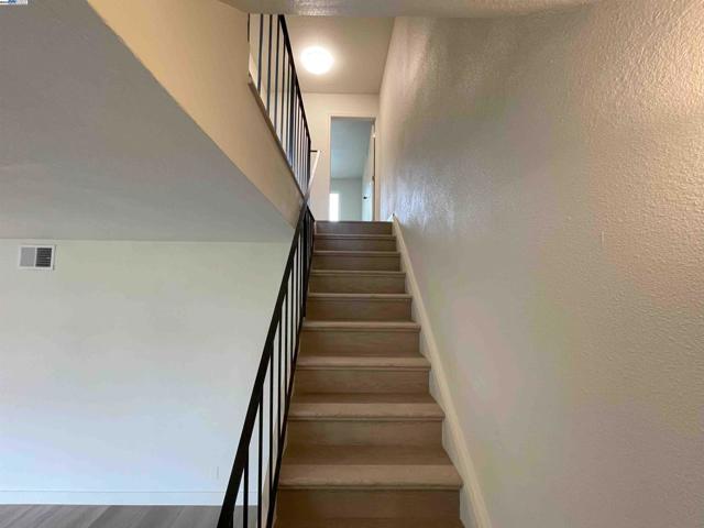 34552 Nantucket Cmn, Fremont CA: https://media.crmls.org/mediaz/be65cec5-9241-4f3e-aeaa-9da8e0d3514a.jpg