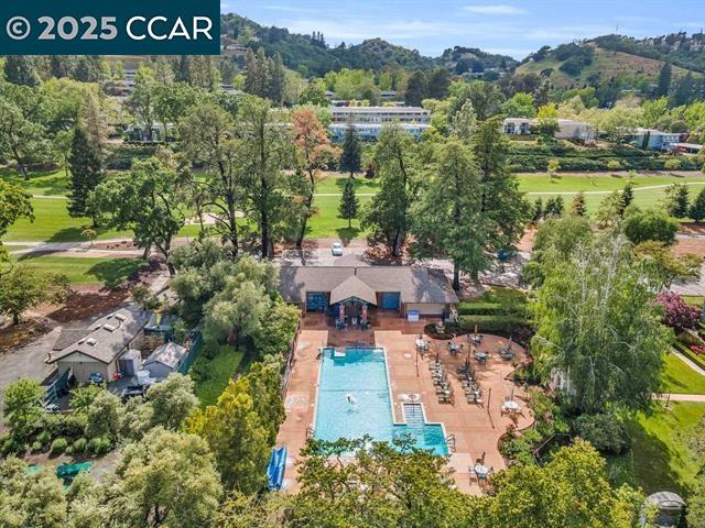 1224 Canyonwood Ct, Walnut Creek CA: https://media.crmls.org/mediaz/be65cec9-5fb1-49d2-aa51-90073fc32325.jpg