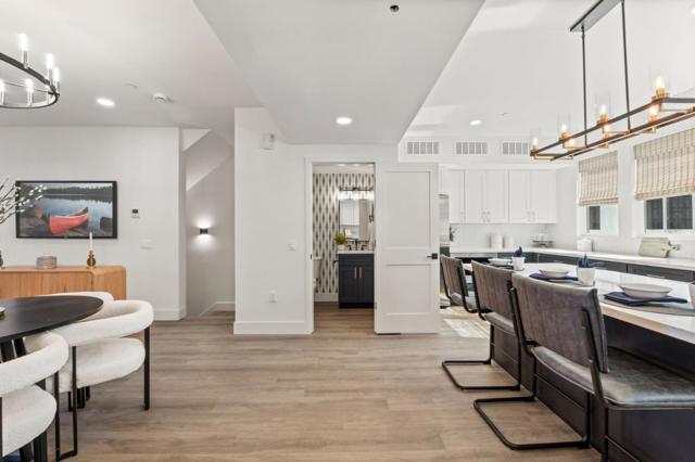 584 Compton Terrace, Sunnyvale CA: https://media.crmls.org/mediaz/be665d44-1de9-4117-a8bd-9d1fc2d23b35.jpg