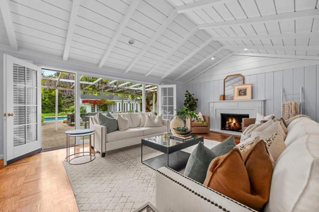 37 Lupin Lane, Atherton CA: https://media.crmls.org/mediaz/be672a4b-4859-428a-967f-918f0891a9b8.jpg