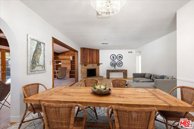 12848 Tiara Street, Valley Village CA: https://media.crmls.org/mediaz/be6744ef-ca44-49ef-bf67-3aeed0e58ad4.jpg