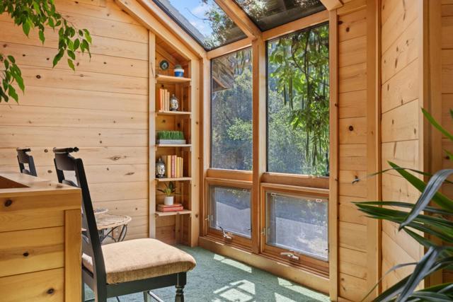 994 Laurel Grove Drive, Soquel CA: https://media.crmls.org/mediaz/be6977e6-ccbc-4df0-9105-4e1df999e29e.jpg