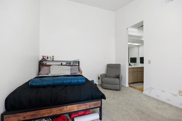 9342 Twin Trails Drive, San Diego CA: https://media.crmls.org/mediaz/be698ce5-d225-40d2-9275-1fcb7d88ecd3.jpg