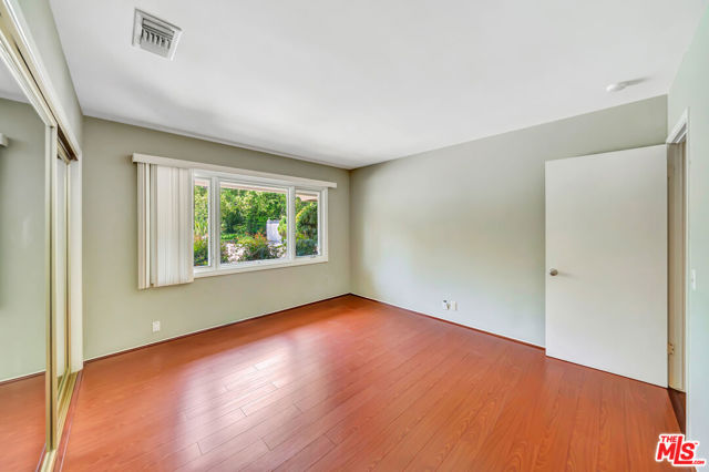 1100 Rodeo Road, Arcadia CA: https://media.crmls.org/mediaz/be69e42c-e30d-45a6-b1df-f5f6a49505d0.jpg