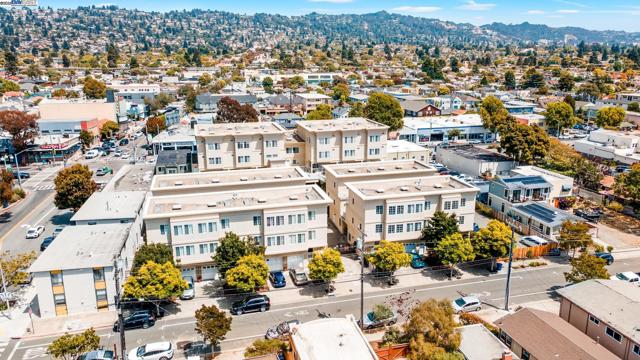 913 Adams, Albany CA: https://media.crmls.org/mediaz/be6ac7bb-7fb3-49d7-8960-1012e3ef9e02.jpg