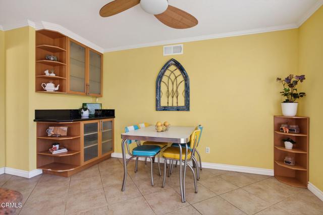 Detail Gallery Image 14 of 31 For 207 Camino Leon, Camarillo,  CA 93012 - 3 Beds | 2 Baths