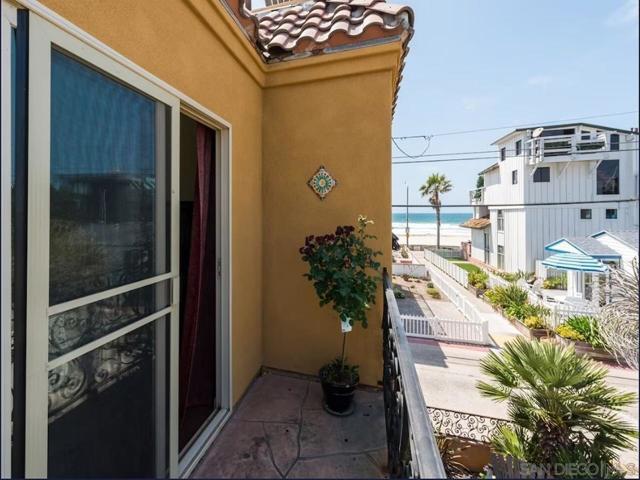 715 Toulon Ct, Outside Area (Inside Ca) CA: https://media.crmls.org/mediaz/be6b6f4e-5ace-4003-872d-cb6b65d6ba88.jpg