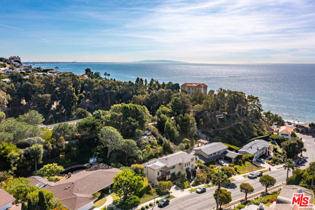 Image 3 for 212 Surfview Dr, Pacific Palisades, CA 90272
