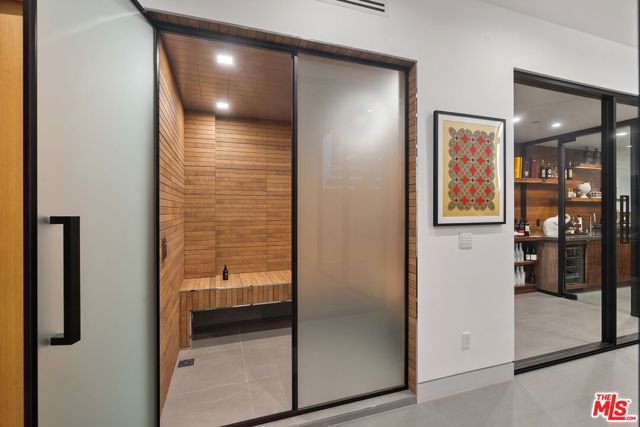 1527 Rising Glen Road, Los Angeles CA: https://media.crmls.org/mediaz/be6bdd98-03c3-47d1-bbf6-ff50f601953b.jpg