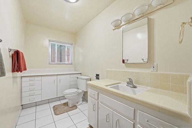 4040 Yale Ave, La Mesa CA: https://media.crmls.org/mediaz/be6ef835-8325-41aa-8a14-d1d0e5d5ca9a.jpg