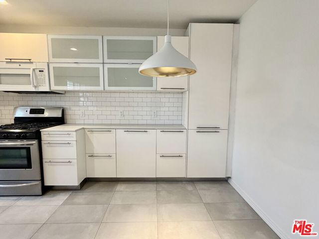 937 5th Street, 8 photo 9