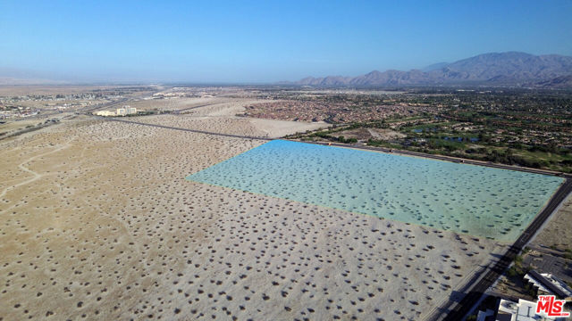 0 Ramon Rd, Rancho Mirage CA: https://media.crmls.org/mediaz/be6fc258-70d5-4e17-b413-0355a529d721.jpg