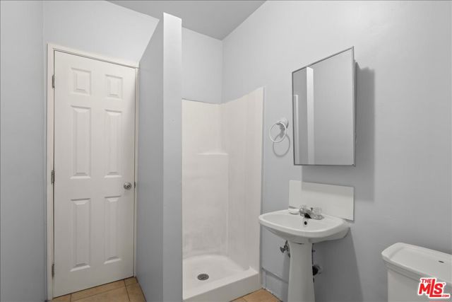 14019 Bessemer Street, Van Nuys CA: https://media.crmls.org/mediaz/be711833-3612-45a8-b5ac-f8144792ad0c.jpg