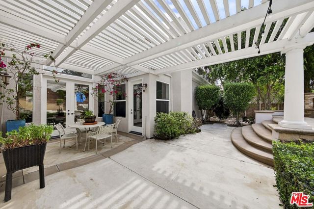 Image 23 of 28 For 1660 Alamitos Circle