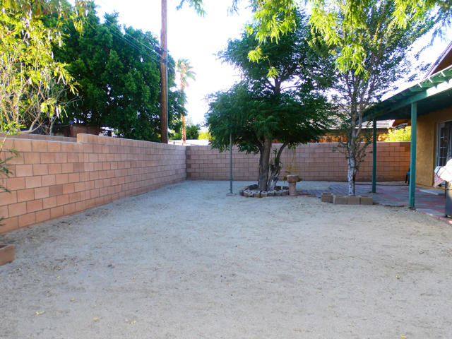 13547 Caliente Drive, Desert Hot Springs CA: https://media.crmls.org/mediaz/be72df35-216c-4fb0-bf82-cf624cb1a6e8.jpg