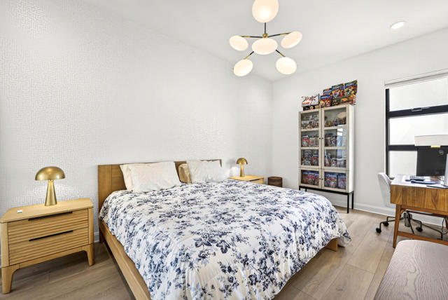 795 Obsidian W Loop, Palm Springs CA: https://media.crmls.org/mediaz/be738696-d3d4-4393-bdd4-fb3ede85b5ad.jpg