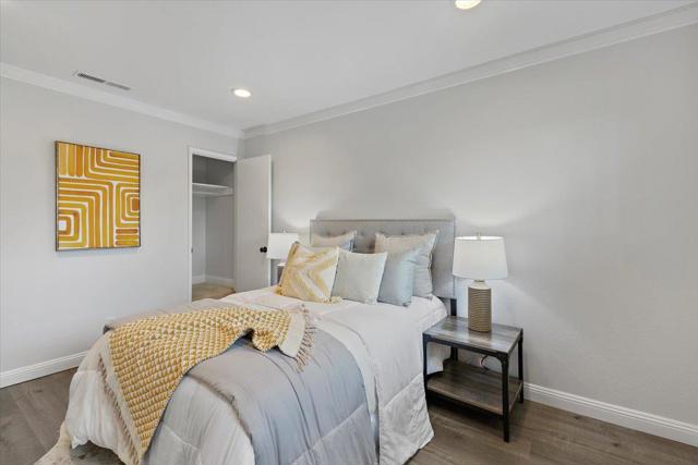 3385 La Selva Street, San Mateo CA: https://media.crmls.org/mediaz/be7417f7-fc40-49d5-b290-7978191af749.jpg