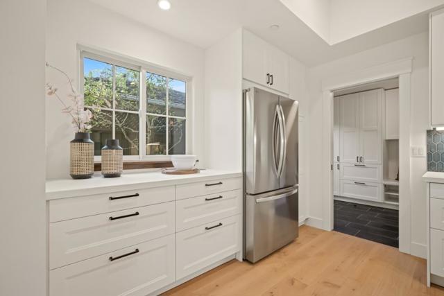 911 Peggy Lane, Menlo Park CA: https://media.crmls.org/mediaz/be747bc2-c268-4a8c-8e21-e028dca05602.jpg