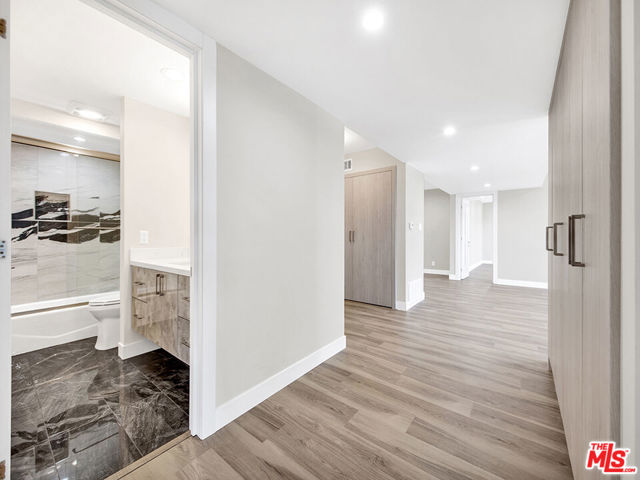1325 Valley View Road, 201 photo 13