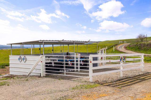 6033 Dagnino Road, Livermore CA: https://media.crmls.org/mediaz/be784434-e977-4e29-8517-1290384539f9.jpg