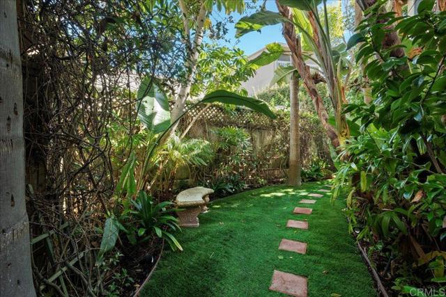 Detail Gallery Image 33 of 45 For 7339 Draper Ave, La Jolla,  CA 92037 - 3 Beds | 3 Baths