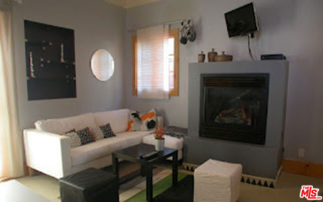 100 N Arden Boulevard, Los Angeles CA: https://media.crmls.org/mediaz/be793fd0-b2a7-4b6e-a576-e75b92850681.jpg