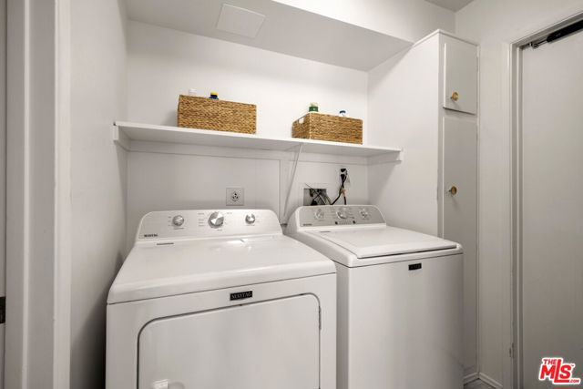 2318 Cheryl Place, Los Angeles CA: https://media.crmls.org/mediaz/be795844-5cd8-4c78-9c21-8441424bfc87.jpg