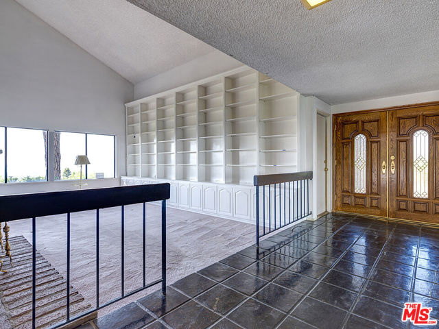 20124 Phaeton Drive photo 4