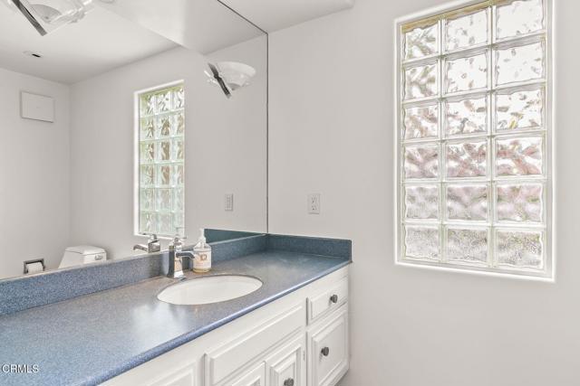 Detail Gallery Image 23 of 34 For 2957 Seaview Ave, Ventura,  CA 93001 - 5 Beds | 3 Baths