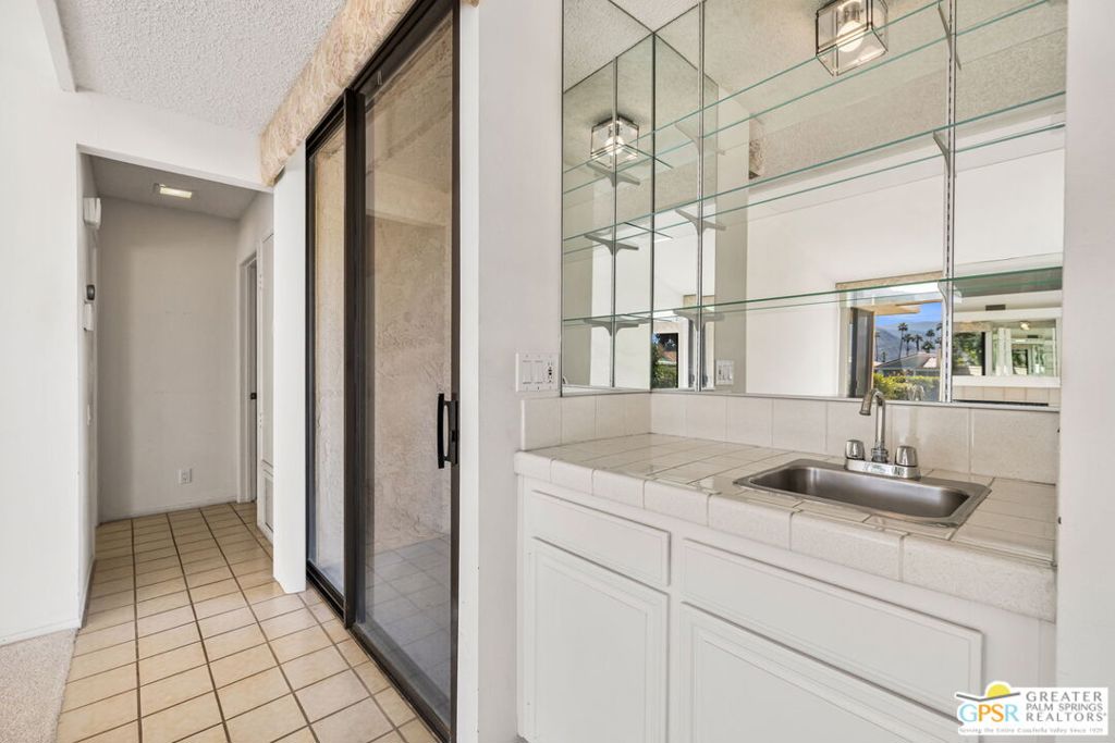 MLS #25615155PS image #25