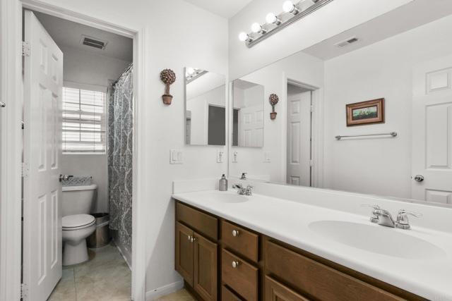 Detail Gallery Image 23 of 35 For 10496 Celestial Waters Dr, Spring Valley,  CA 91977 - 4 Beds | 3 Baths